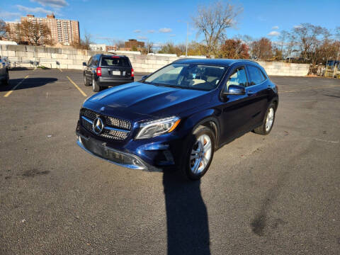 2017 Mercedes-Benz GLA-Class GLA 250 AWD photo