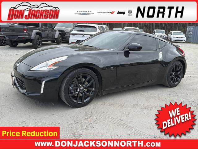2017 Nissan 370Z  RWD photo