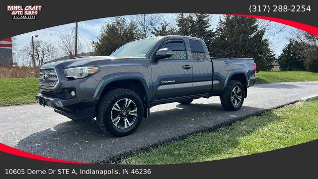 2017 Toyota Tacoma TRD Sport 4WD photo