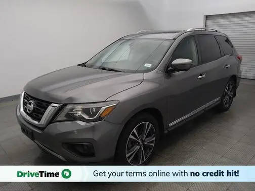 2017 Nissan Pathfinder Platinum FWD photo