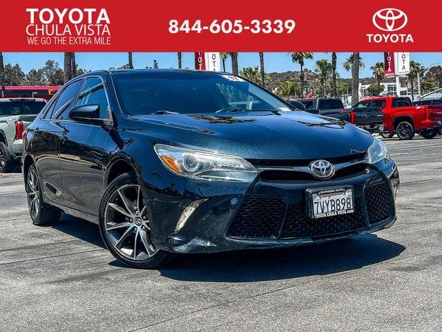 2017 Toyota Camry XSE FWD photo