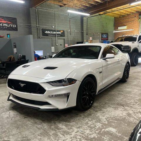 2017 Ford Mustang GT RWD photo