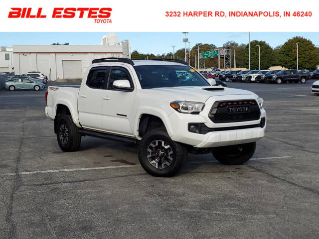 2017 Toyota Tacoma SR 4WD photo