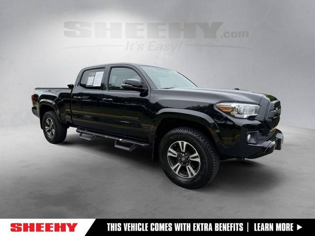 2017 Toyota Tacoma TRD Sport 4WD photo