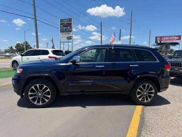 2017 Jeep Grand Cherokee Overland 4WD photo