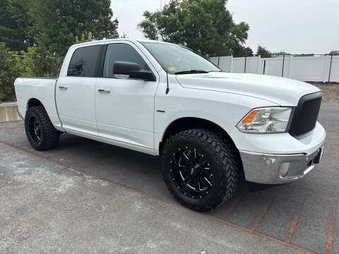 2017 Ram 1500 Big Horn 4WD photo