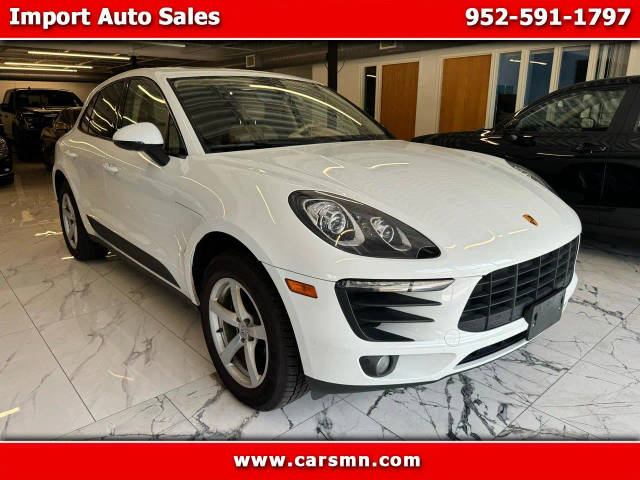 2017 Porsche Macan AWD photo
