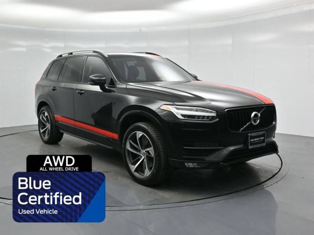 2017 Volvo XC90 Momentum AWD photo