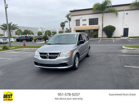 2017 Dodge Grand Caravan SE FWD photo