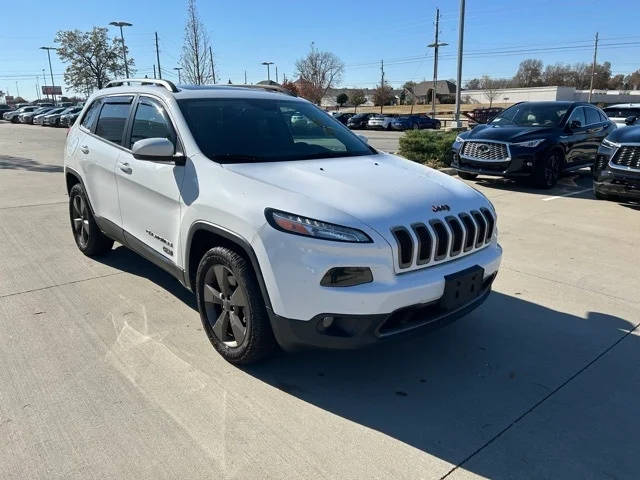 2017 Jeep Cherokee Latitude 4WD photo