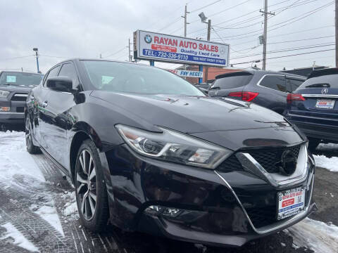 2017 Nissan Maxima S FWD photo