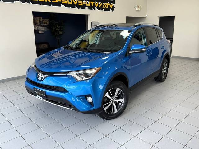 2016 Toyota RAV4 XLE AWD photo
