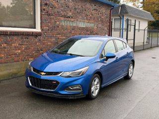 2017 Chevrolet Cruze LT FWD photo