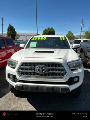2017 Toyota Tacoma TRD Sport 4WD photo