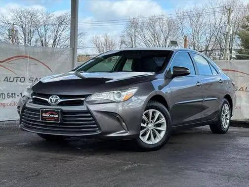 2017 Toyota Camry LE FWD photo