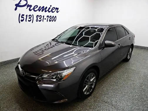 2017 Toyota Camry SE FWD photo