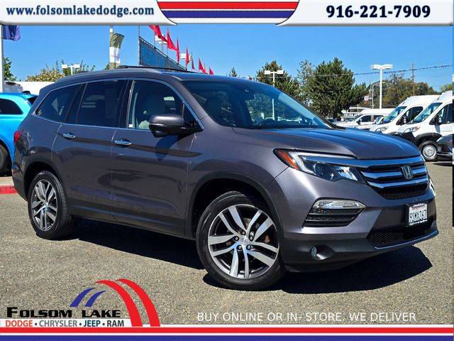 2016 Honda Pilot Touring AWD photo