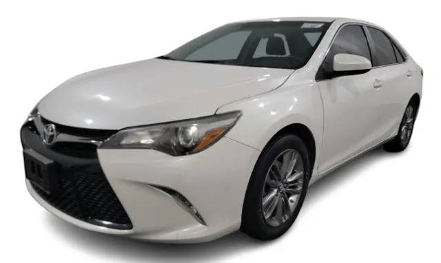 2017 Toyota Camry SE FWD photo