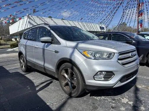 2017 Ford Escape SE FWD photo