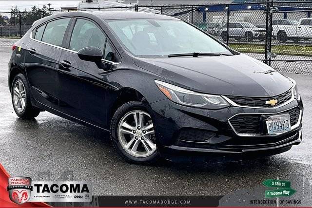 2017 Chevrolet Cruze LT FWD photo
