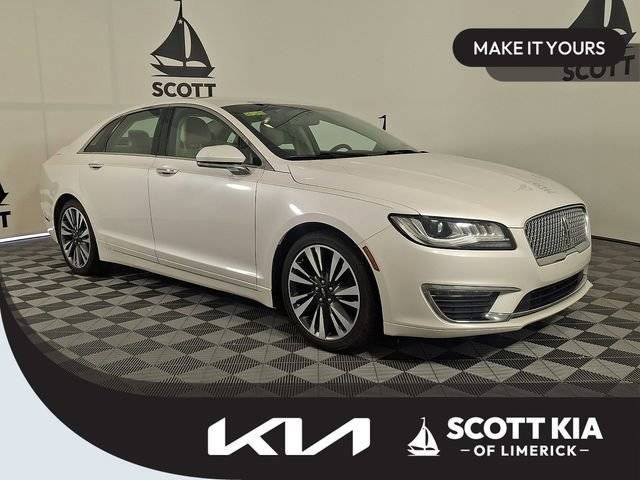 2017 Lincoln MKZ Reserve FWD photo