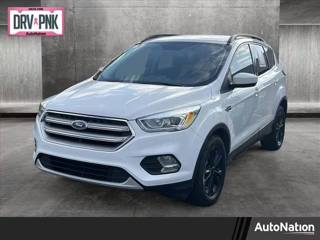 2017 Ford Escape SE FWD photo