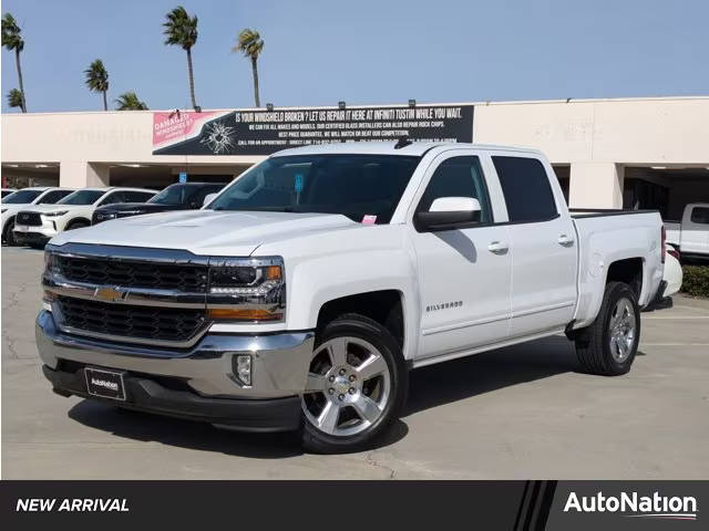 2017 Chevrolet Silverado 1500 LT RWD photo