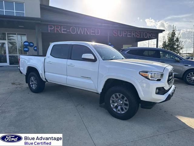 2017 Toyota Tacoma SR5 4WD photo