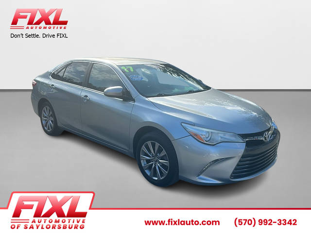 2017 Toyota Camry XLE FWD photo