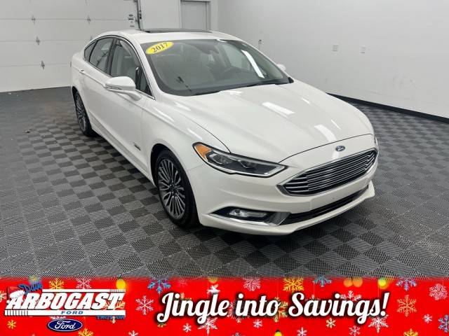 2017 Ford Fusion Energi Titanium FWD photo