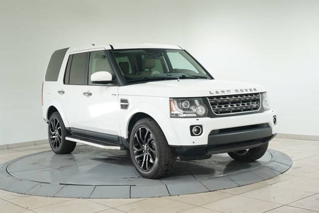 2016 Land Rover LR4 HSE Silver Edition 4WD photo