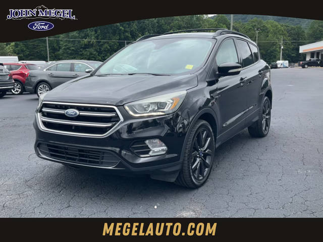 2017 Ford Escape Titanium 4WD photo