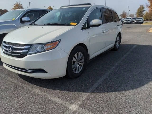 2016 Honda Odyssey EX-L FWD photo