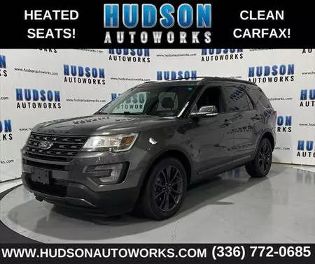 2017 Ford Explorer XLT 4WD photo