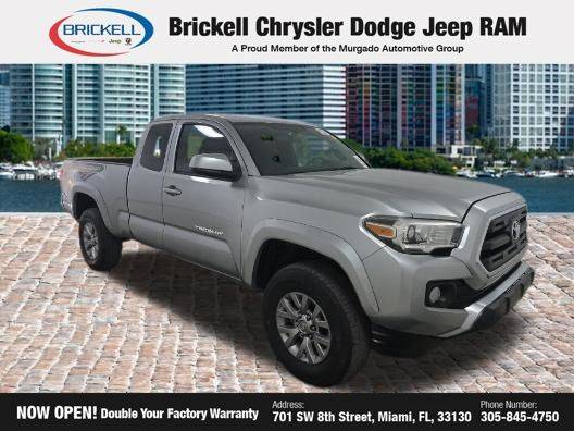 2017 Toyota Tacoma SR5 RWD photo