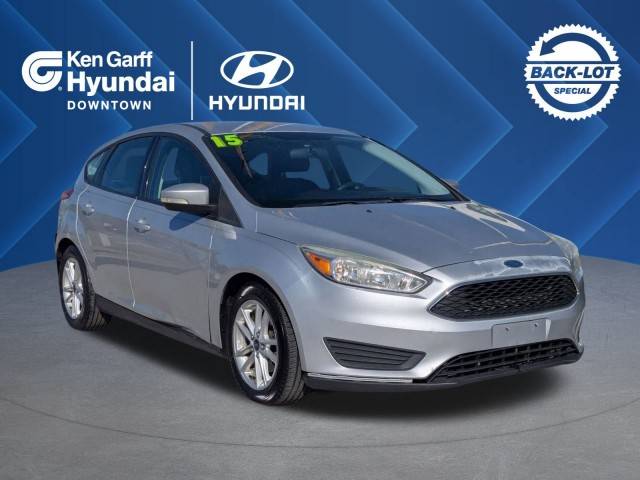 2015 Ford Focus SE FWD photo