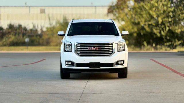 2016 GMC Yukon SLT RWD photo