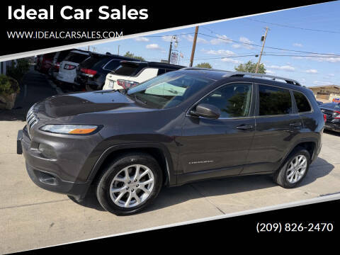 2017 Jeep Cherokee Latitude FWD photo