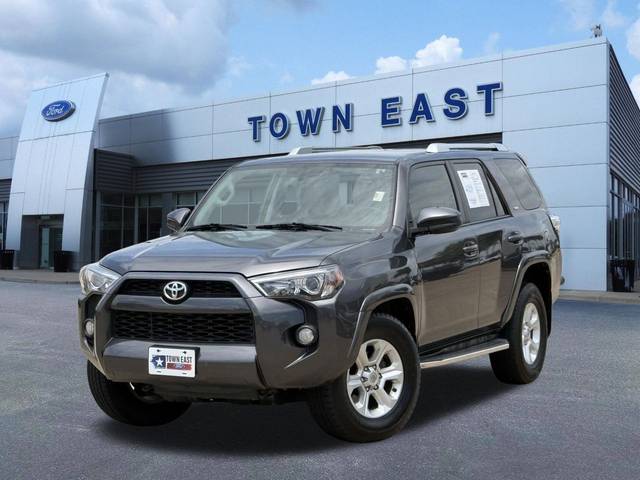 2016 Toyota 4Runner SR5 RWD photo