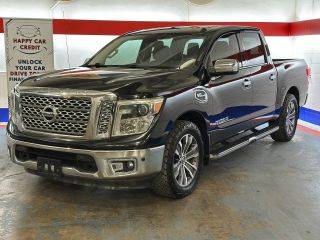 2017 Nissan Titan SL RWD photo