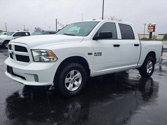 2017 Ram 1500 Express 4WD photo