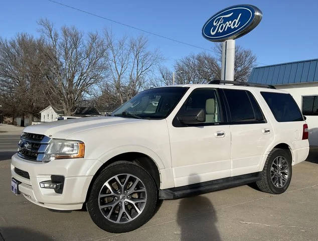 2017 Ford Expedition XLT RWD photo