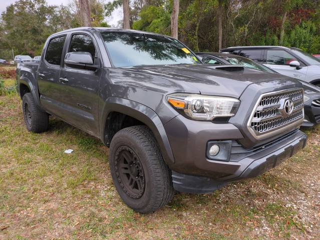 2017 Toyota Tacoma TRD Sport RWD photo