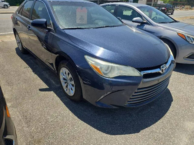2017 Toyota Camry LE FWD photo
