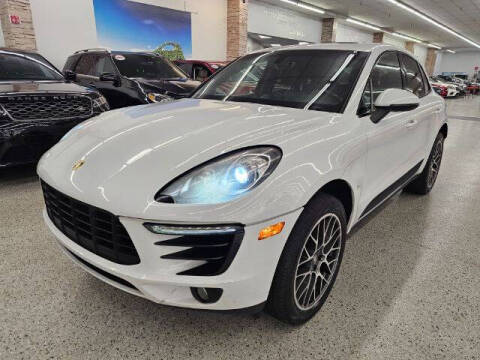 2016 Porsche Macan S AWD photo