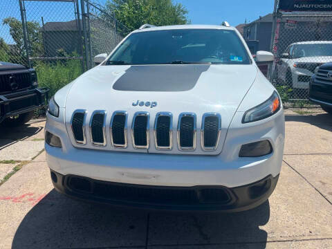 2015 Jeep Cherokee Latitude 4WD photo