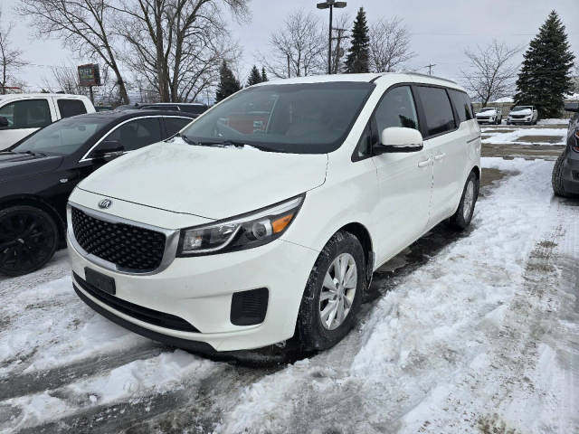 2016 Kia Sedona LX FWD photo