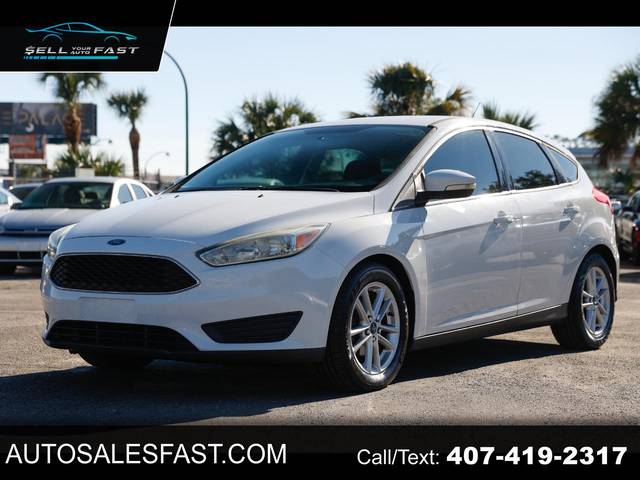 2015 Ford Focus SE FWD photo