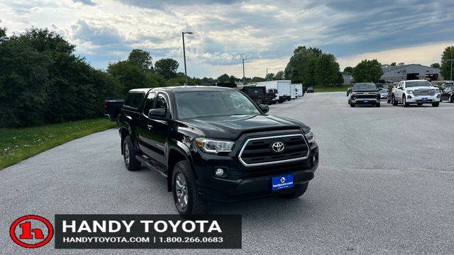 2017 Toyota Tacoma SR5 4WD photo