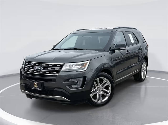 2017 Ford Explorer XLT FWD photo